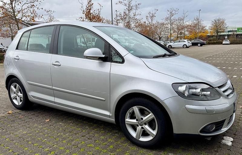 Silber Gebraucht 2007 VW Golf Plus Cross Van / Kleinbus | 4.490 € (Etwas zu teuer) - Bild 1/4