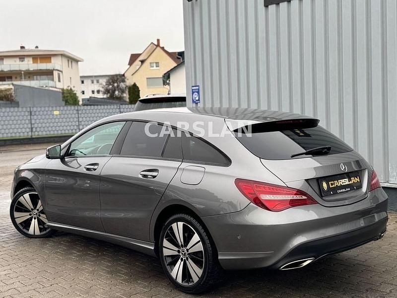Gebraucht Mercedes CLA220 Shooting Brake Night 184 PS (135 kW) 2018 Grau Kombi