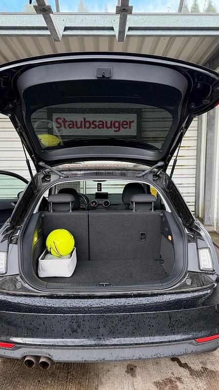 Gebraucht Audi A1 Comfort 125 PS (91 kW) 2017 Schwarz Kleinwagen