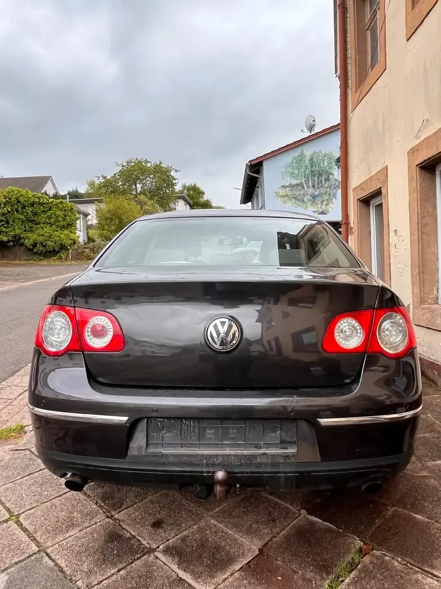 Second-hand VW Passat 250 CP (183 kW) 2006 Berlinǎ