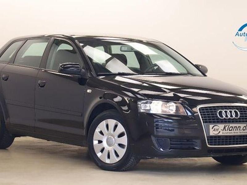 Schwarz Gebraucht 2005 Audi A3 Attraction Limousine | 7.499 € (Teuer) - Bild 1/4