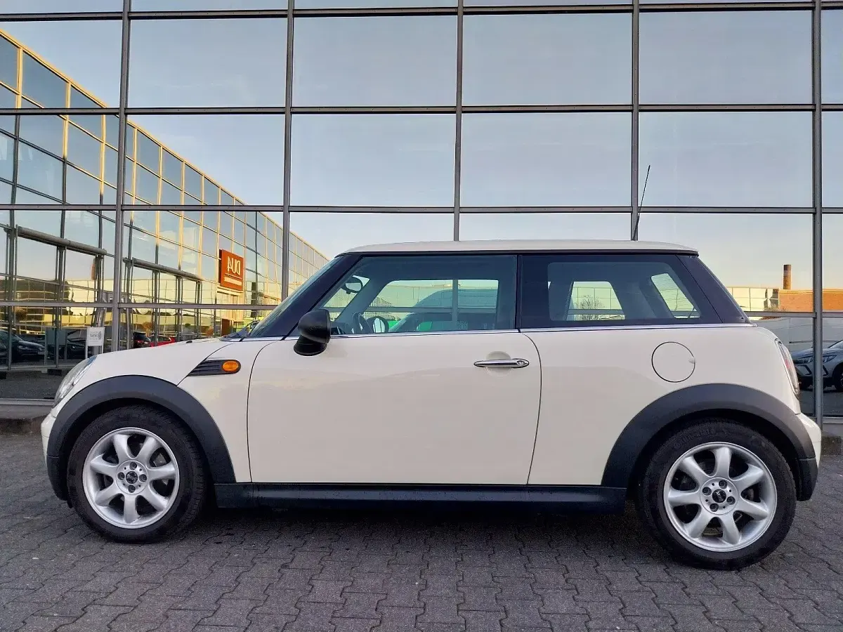 Gebraucht Mini ONE 98 PS (72 kW) 2010 Weiß Kleinwagen