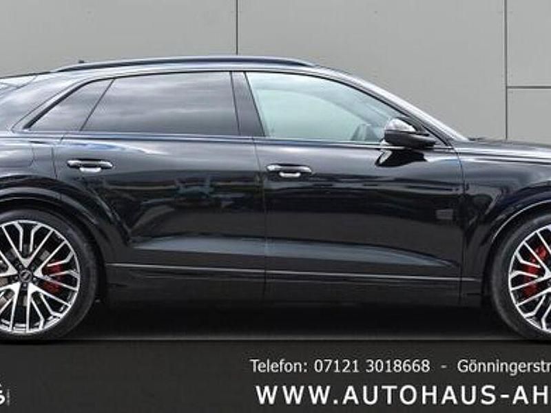 Gebraucht Audi Q8 S-Line 286 PS (210 kW) 2025 Mythosschwarz SUV