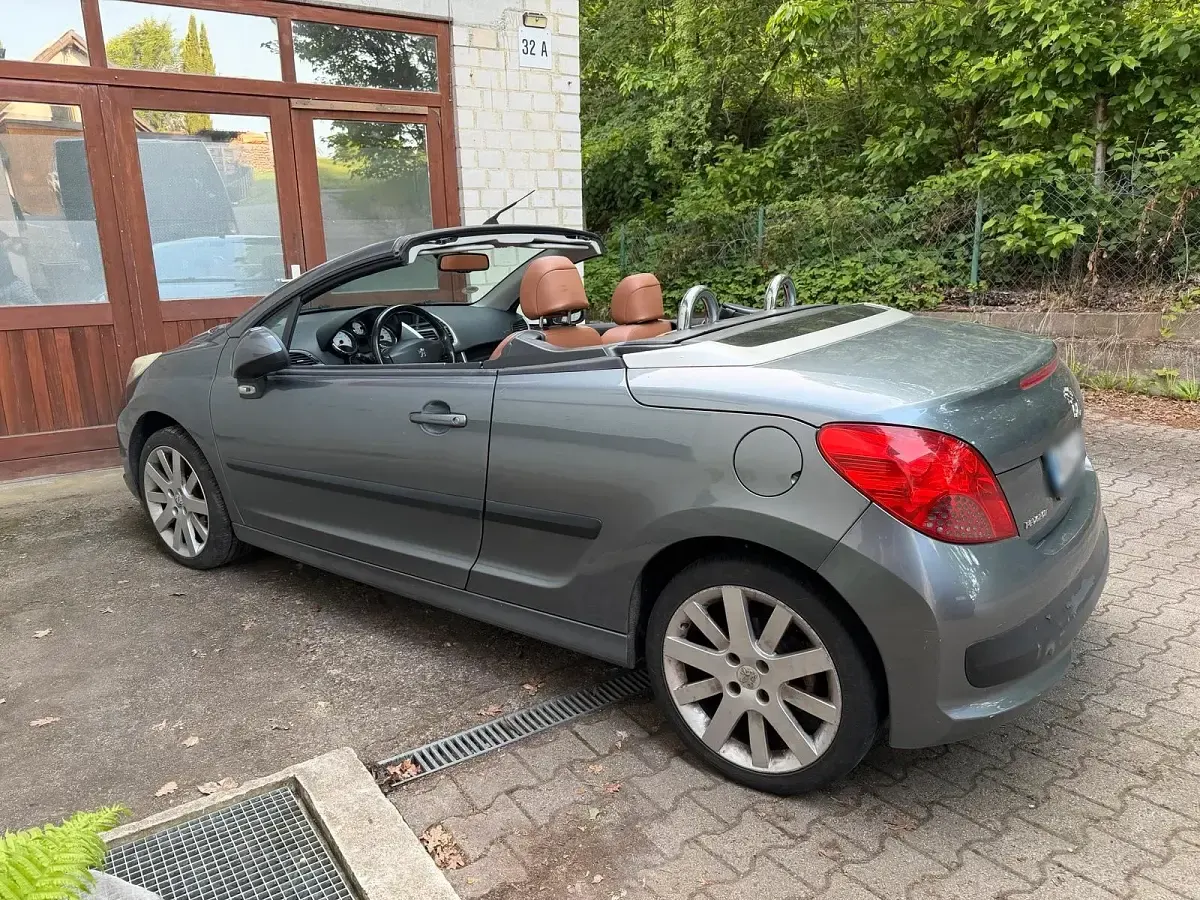 Gebraucht Peugeot 207 CC 2009 Grau Cabrio