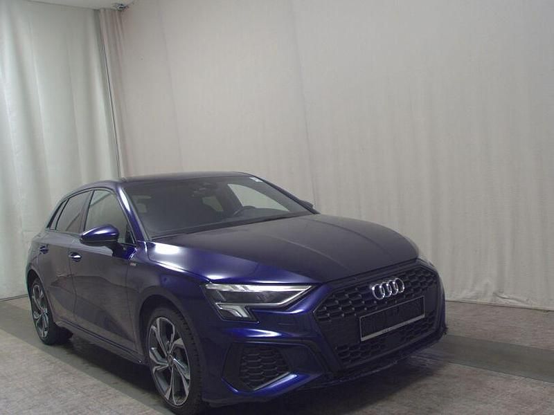 Gebraucht Audi A3 S-Line 150 PS (110 kW) 2022 Navarrablau metallic Limousine