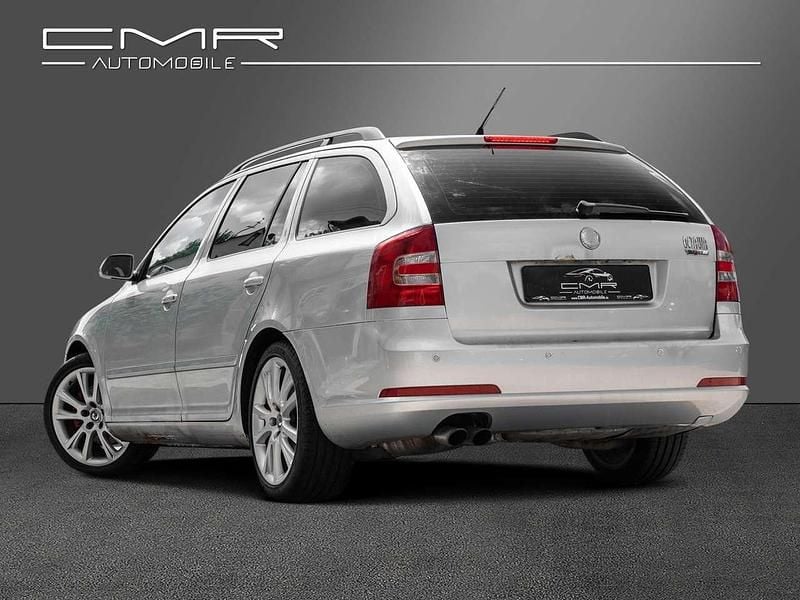 Gebraucht Skoda Octavia RS 170 PS (125 kW) 2008 Brilliant silber mettalic Kombi