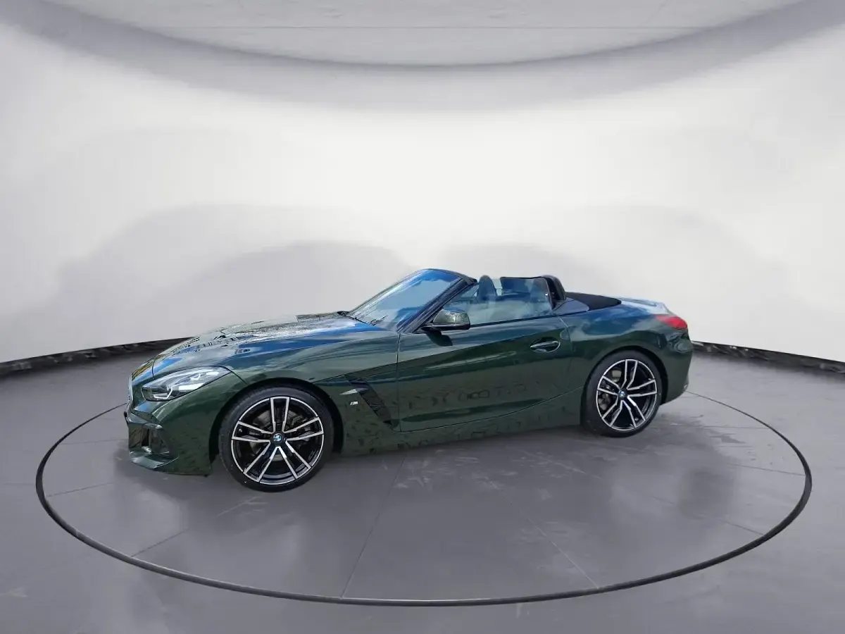 Gebraucht BMW Z4 M Sport 258 PS (189 kW) 2024 Grün Cabrio