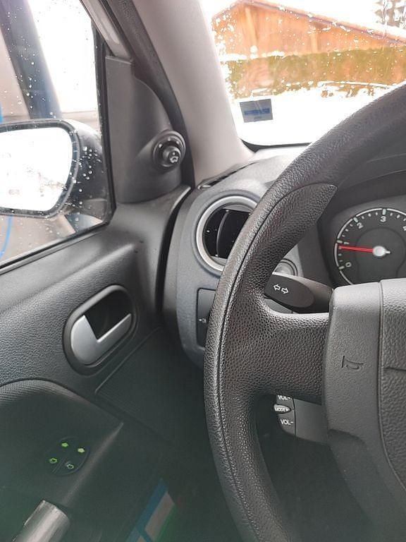 Gebraucht Ford Fusion 68 PS (50 kW) 2008 Silber Kleinwagen