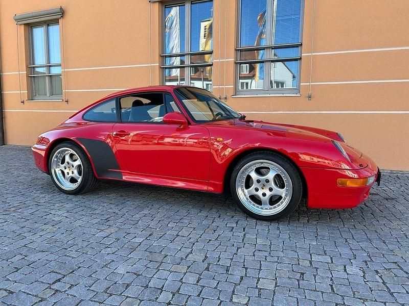 Second-hand Porsche 993 272 CP (200 kW) 1994 Roșu Coupe