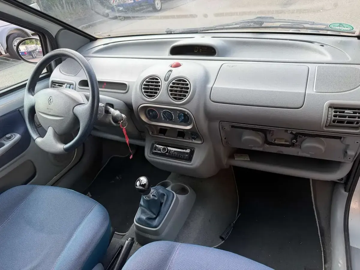 Gebraucht Renault Twingo 58 PS (42 kW) 2003 Other Kleinwagen