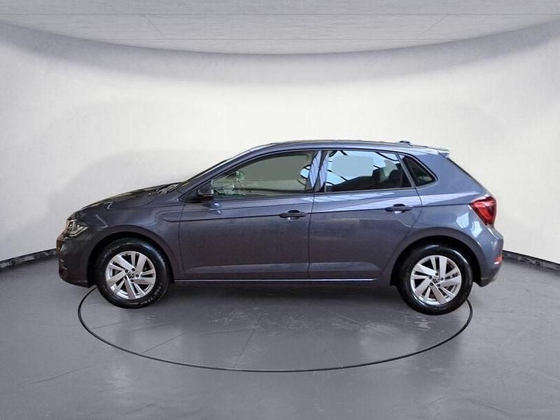 Gebraucht VW Polo Style 95 PS (69 kW) 2024 Grau Limousine