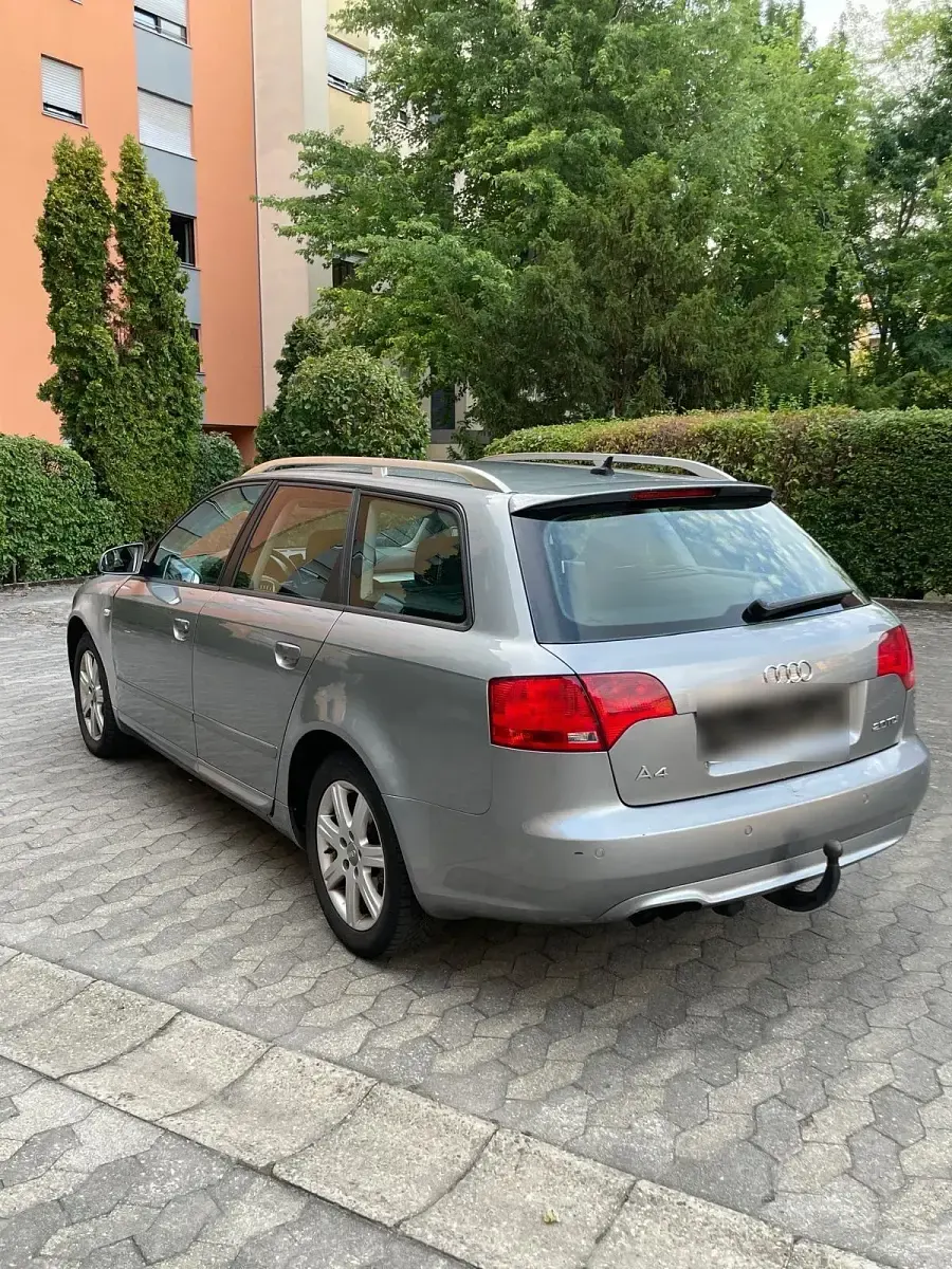 Gebraucht Audi A4 140 PS (102 kW) 2005 Grau Kombi