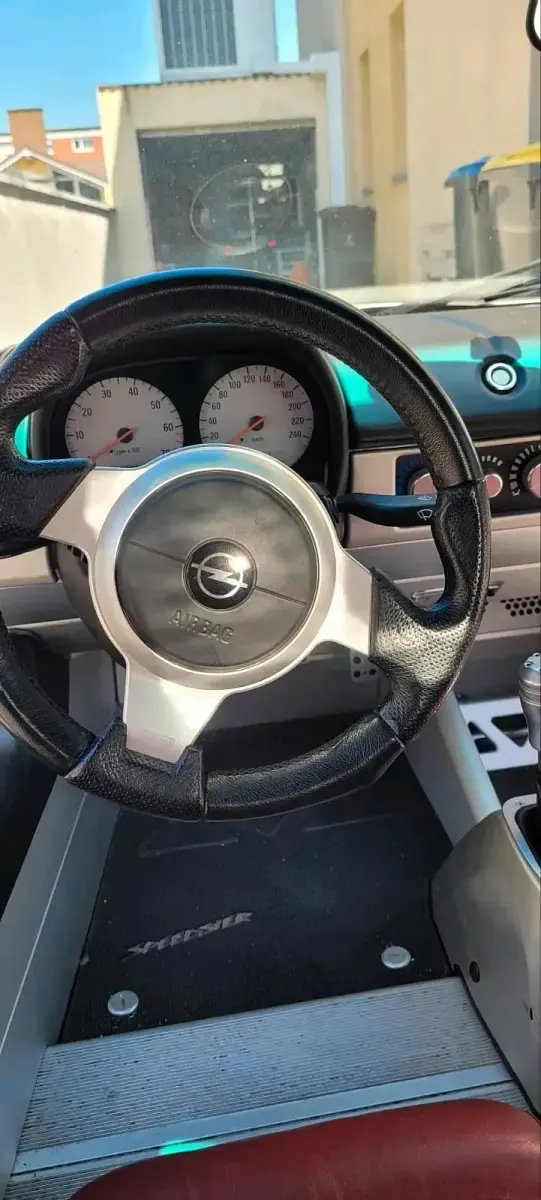 Gebraucht Opel Speedster Edition 147 PS (108 kW) 2002 Silber Cabrio