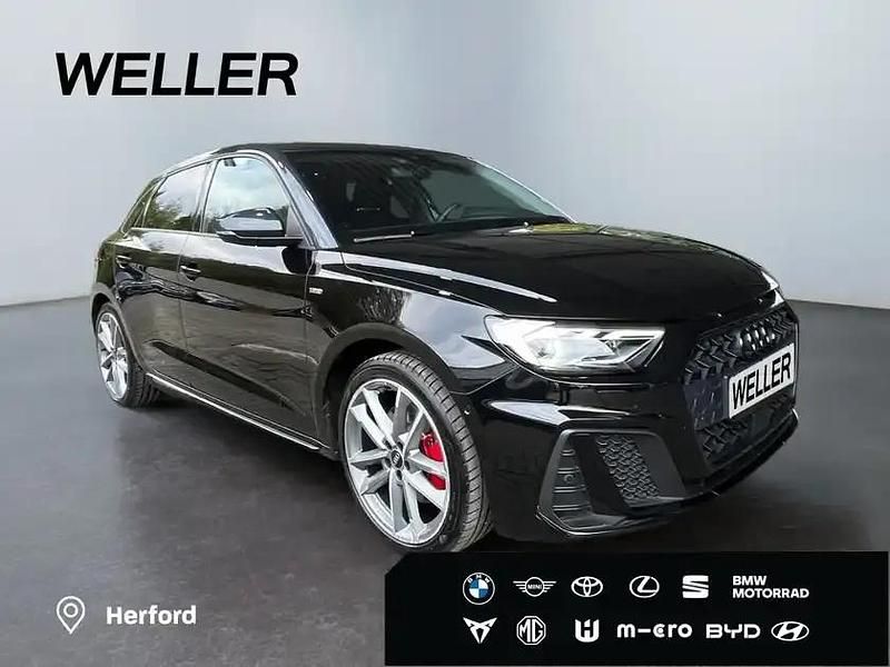 Gebraucht Audi A1 150 PS (110 kW) 2023 Mythosschwarz metallic SUV