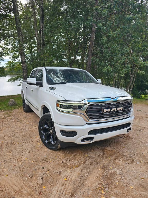 Weiß Gebraucht 2020 Dodge Ram Limited Abholung | 40.800 € - Bild 1/4