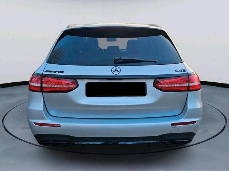 Gebraucht Mercedes E43 AMG AMG 401 PS (294 kW) 2018 Silber Limousine