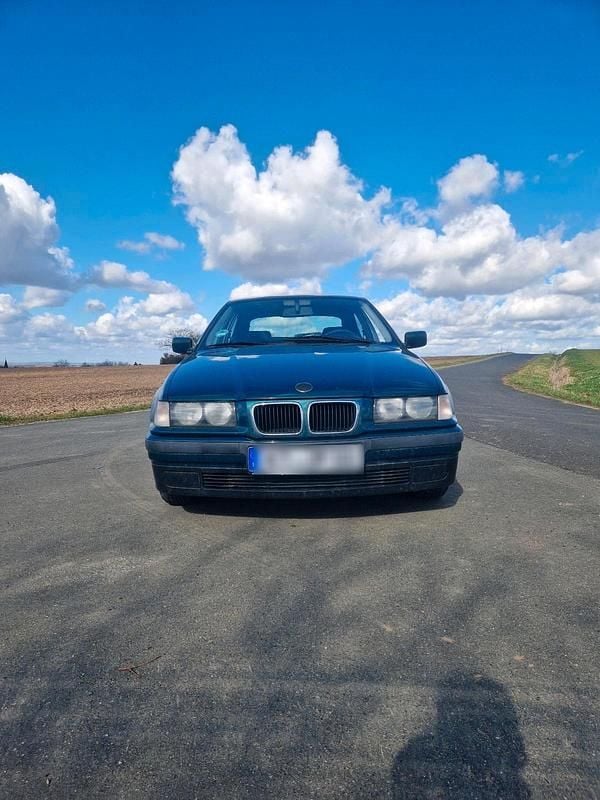 Gebraucht BMW 316 Compact 101 PS (74 kW) 1998 Grün Kleinwagen