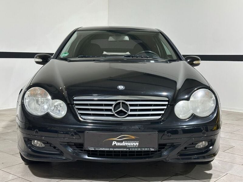 Gebraucht Mercedes C180 143 PS (105 kW) 2007 Schwarz Coupé