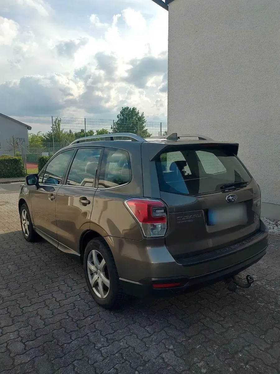 Gebraucht Subaru Forester Exclusive+ 147 PS (108 kW) 2017 Braun SUV