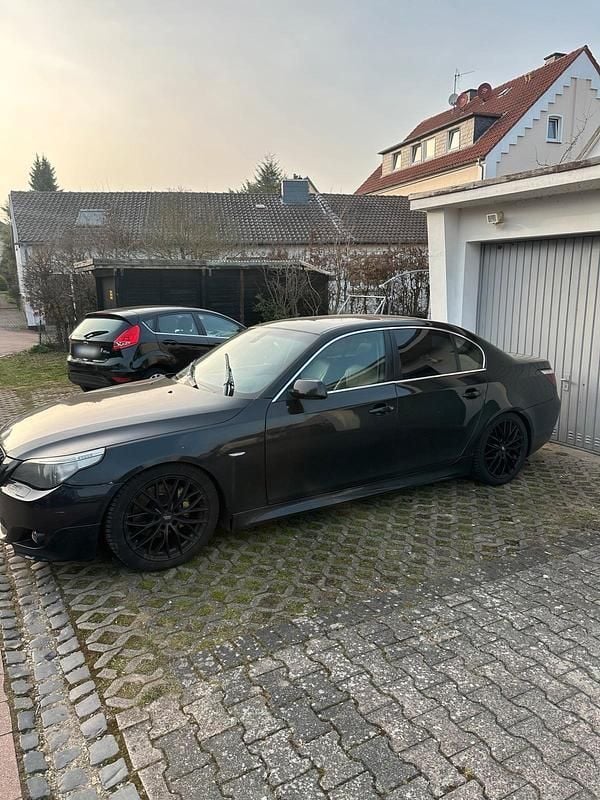 Gebraucht BMW 530 M Sport 218 PS (160 kW) 2005 Schwarz Limousine