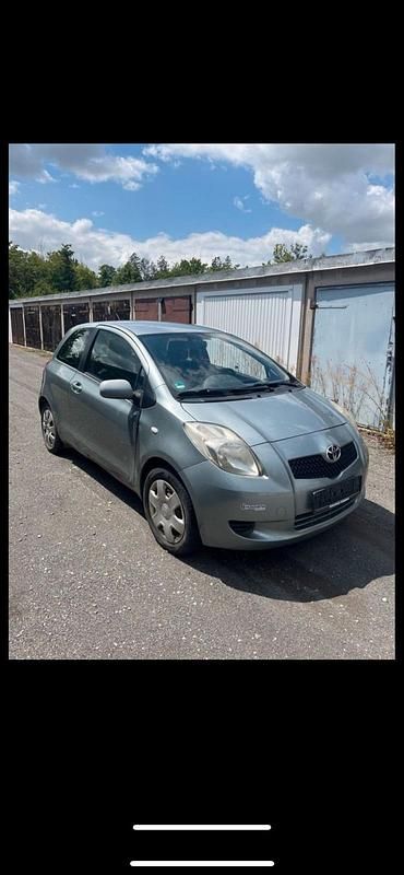 Gebraucht 2006 Toyota Yaris Kleinwagen | 550 € - Bild 1/4