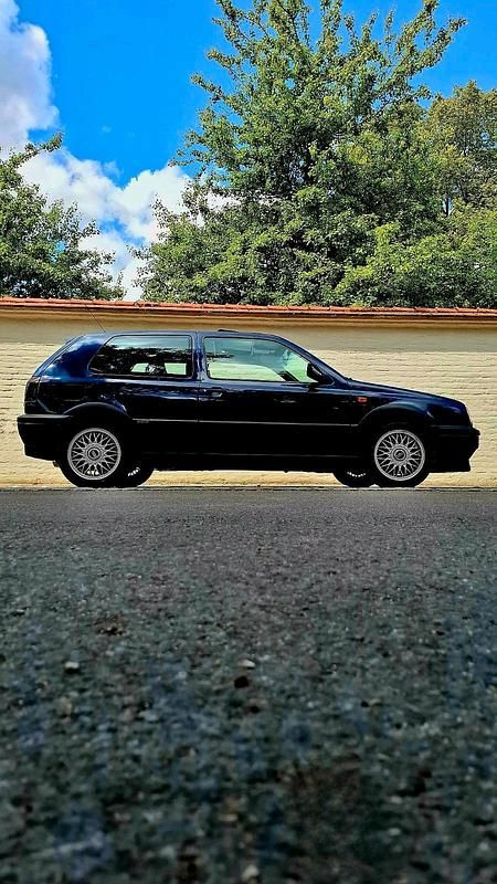 Blau Gebraucht 1992 VW Golf II Coupé | 14.900 € - Bild 1/4