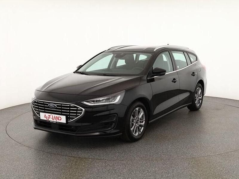 Schwarz Gebraucht 2023 Ford Focus Titanium Kombi | 20.950 € (Fairer Preis) - Bild 1/4