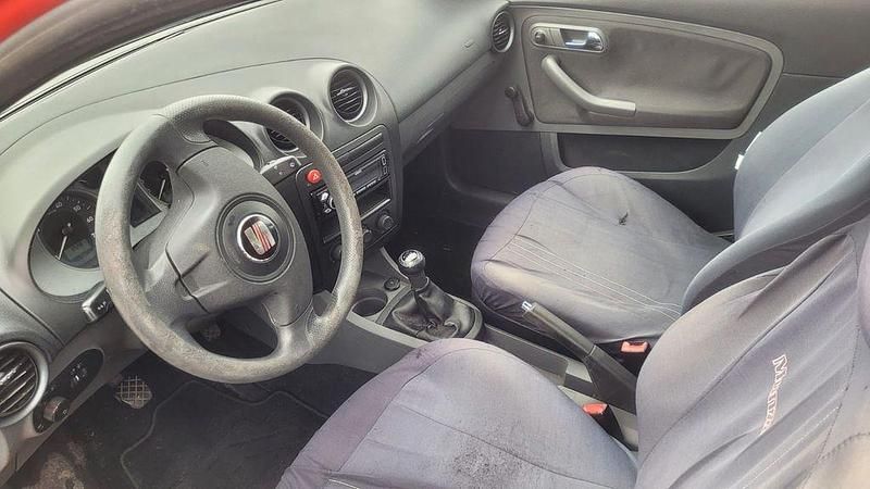 Gebraucht Seat Ibiza 69 PS (50 kW) 2008 Rot Limousine