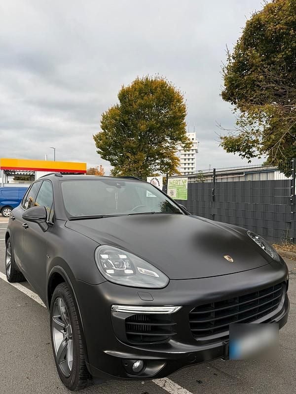 Grau Gebraucht 2017 Porsche Cayenne SUV | 27.500 € (Superpreis) - Bild 1/4