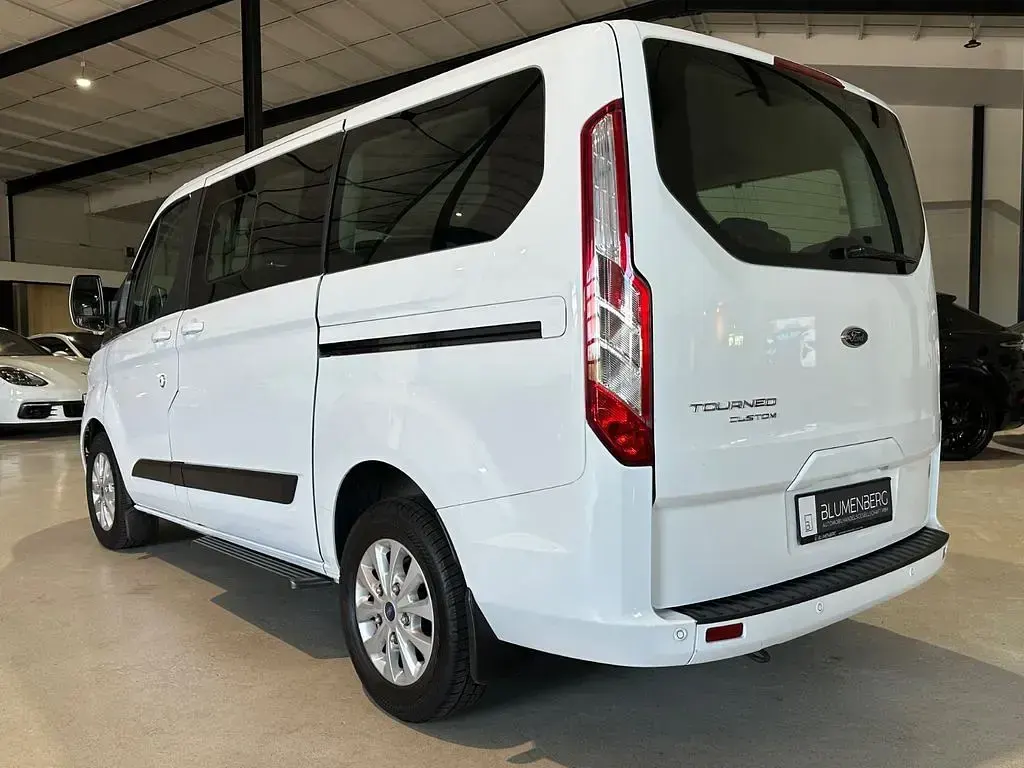 Gebraucht Ford Tourneo Custom Trend 150 PS (110 kW) 2023 Weiß Van