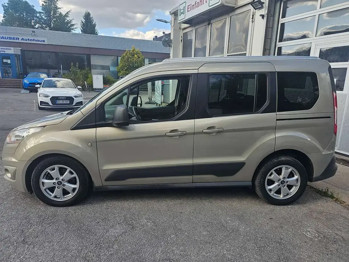 Gebraucht Ford Tourneo Connect Trend 101 PS (74 kW) 2014 Titangrau metallic Van / Kleinbus