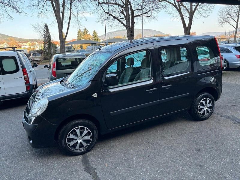 Second-hand Renault Kangoo 90 CP (66 kW) 2011 Negru Monovolum