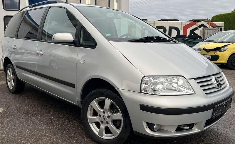Gebraucht VW Sharan Highline 116 PS (85 kW) 2000 Silber Van / Kleinbus