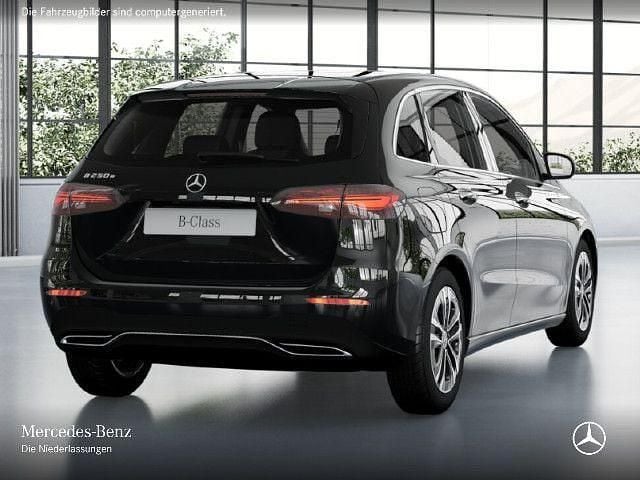 Gebraucht Mercedes B250e 218 PS (160 kW) 2024 Van / Kleinbus