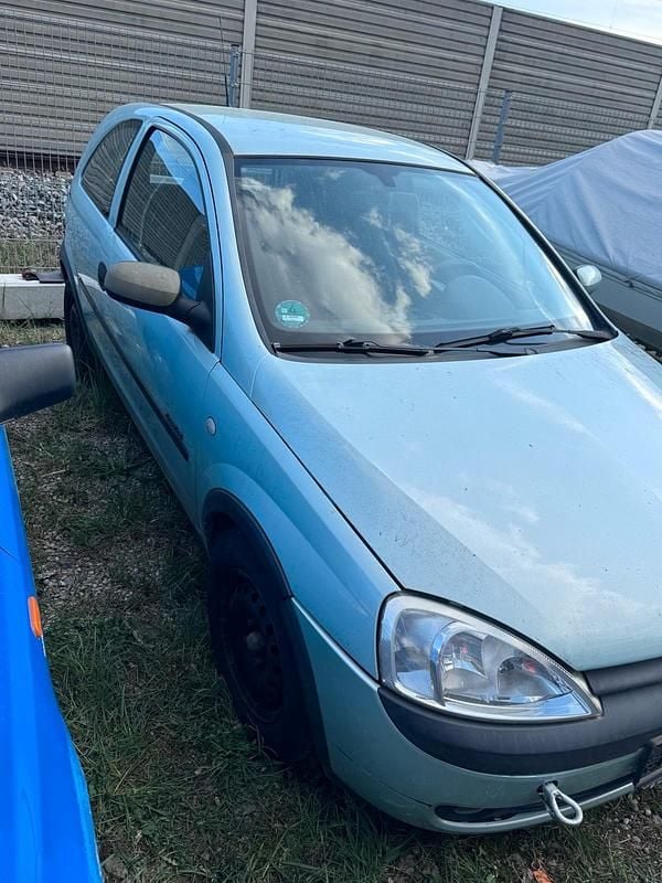 Second-hand Opel Corsa 75 CP (55 kW) 2001 Hatchback