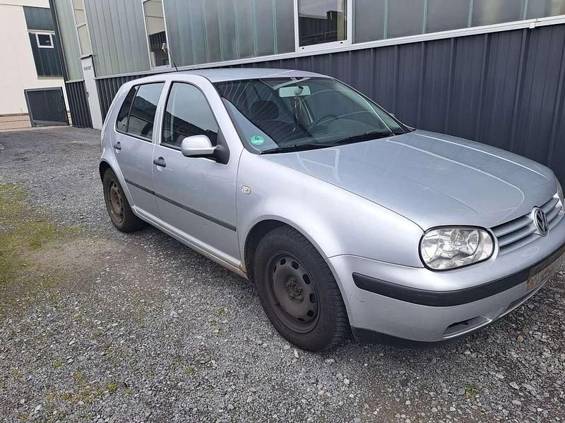 Gebraucht VW Golf IV 75 PS (55 kW) 2001 Silber Limousine
