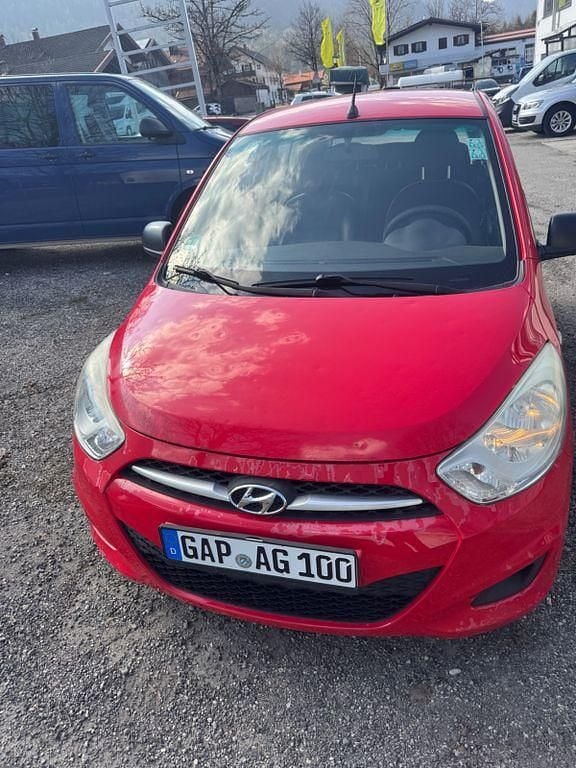 Gebraucht Hyundai i10 Classic 67 PS (49 kW) 2010 Rot Kleinwagen