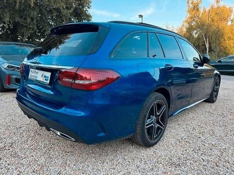 Gebraucht Mercedes C300 AMG 306 PS (225 kW) 2021 Blau Kombi