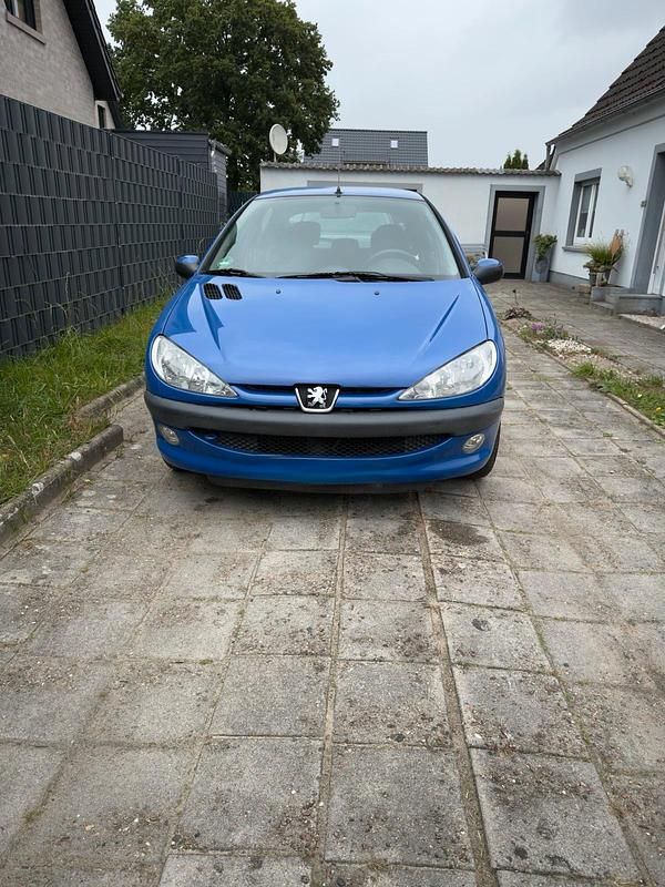 Blau Gebraucht 2003 Peugeot 206 Kleinwagen | 1.000 € (Guter Preis) - Bild 1/4