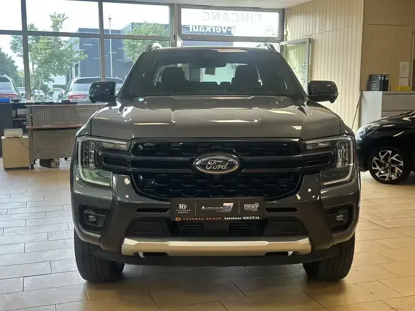 Gebraucht Ford Ranger Wildtrack 205 PS (150 kW) 2023 Grau carbonized gray/asher gray (metallic) Pickup