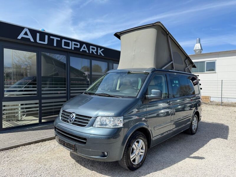 Grau Gebraucht 2009 VW T5 California Van | 24.490 € - Bild 1/4