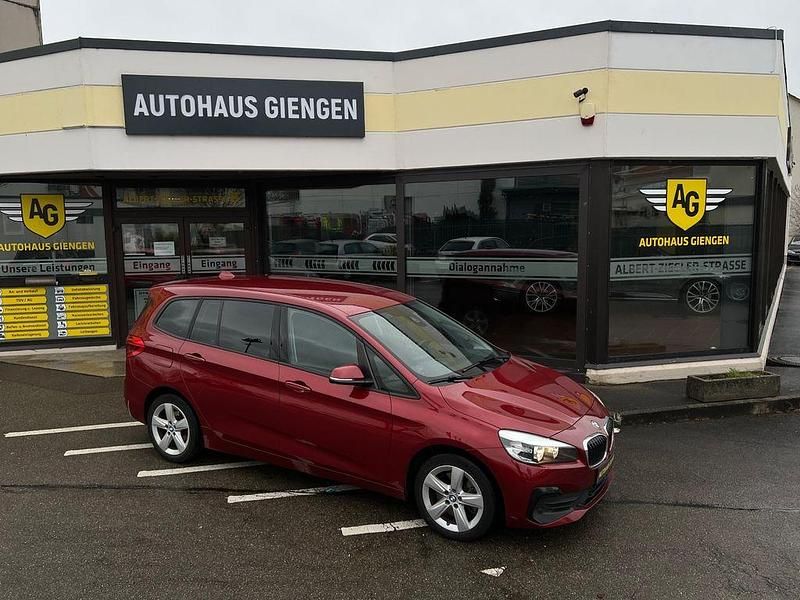 Rot Gebraucht 2019 BMW 218 Performance Kombi | 13.200 € (Guter Preis) - Bild 1/4