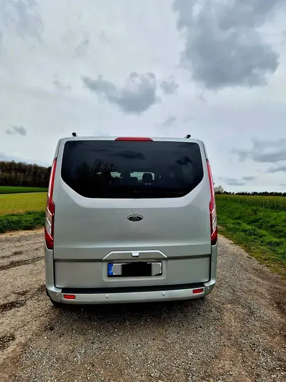 Gebraucht Ford Tourneo Custom 170 PS (125 kW) 2017 Silber Van