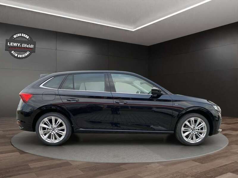 Neu Skoda Scala Drive 116 PS (85 kW) 2025 Schwarz Kleinwagen