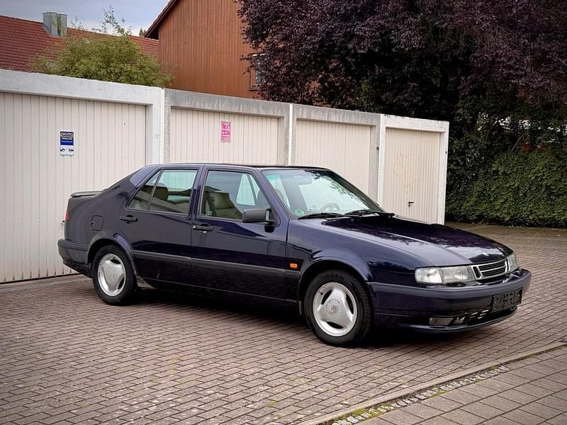 Blau Gebraucht 1997 Saab 9000 Anniversary Limousine | 2.000 € - Bild 1/4