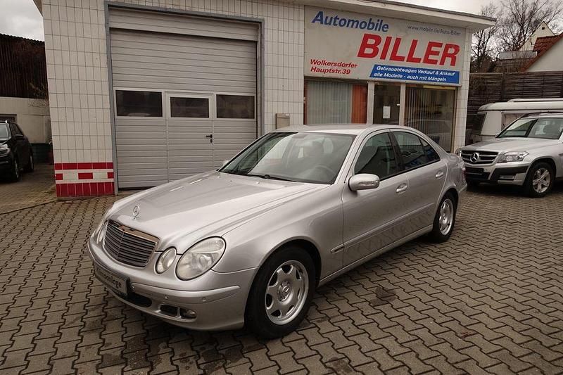Gebraucht Mercedes E200 163 PS (119 kW) 2005 Silber Limousine