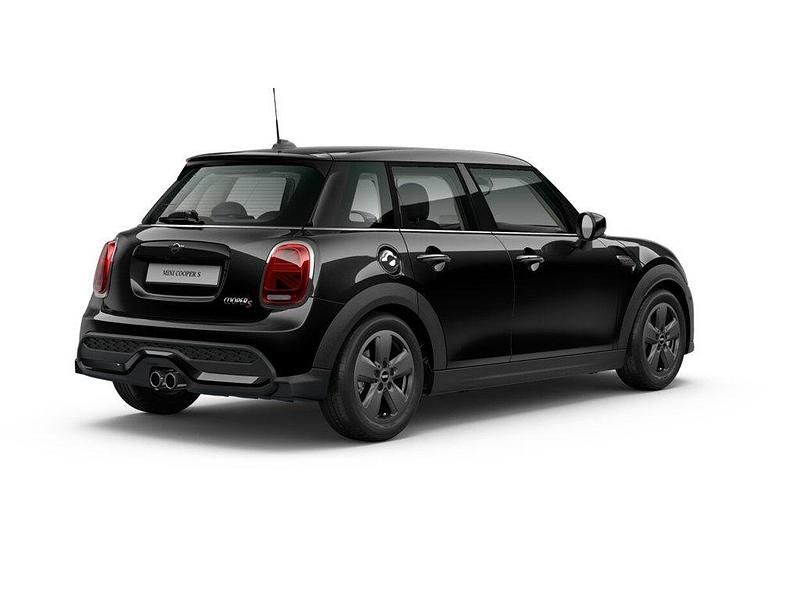 Second-hand Mini Cooper S Essential 178 CP (130 kW) 2023 Negru Hatchback