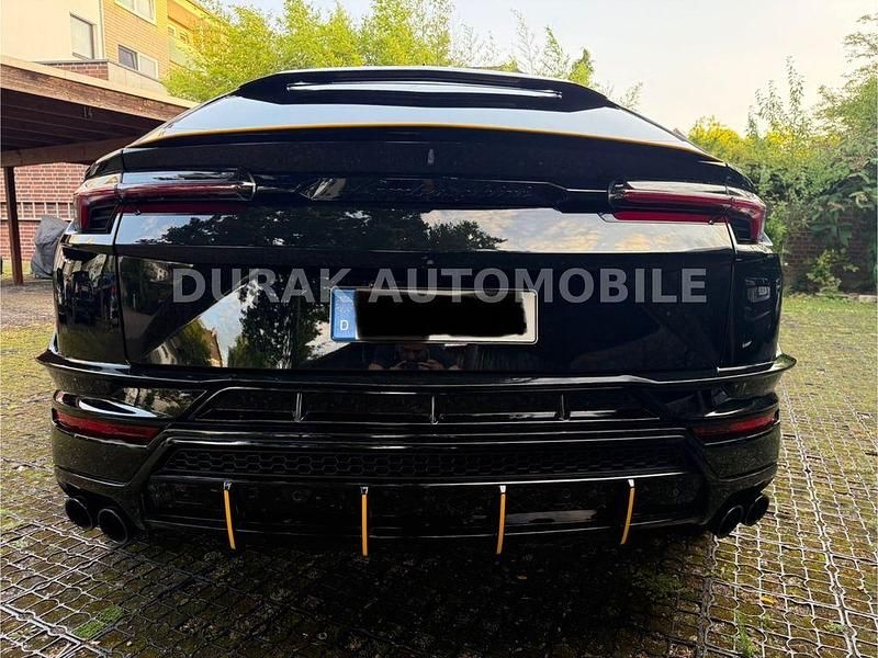 Gebraucht Lamborghini Urus 666 PS (489 kW) 2024 Schwarz SUV