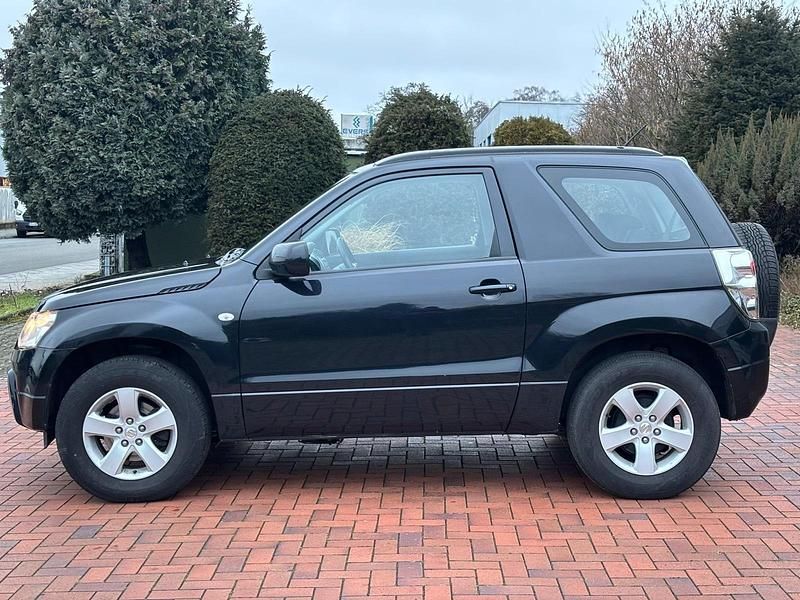 Gebraucht Suzuki Grand Vitara 106 PS (77 kW) 2008 Schwarz SUV