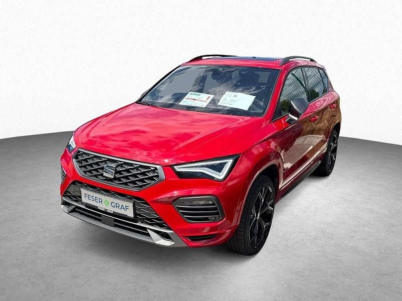 Velvet rot Gebraucht 2022 Seat Ateca FR SUV | 24.890 € (Guter Preis) - Bild 1/4